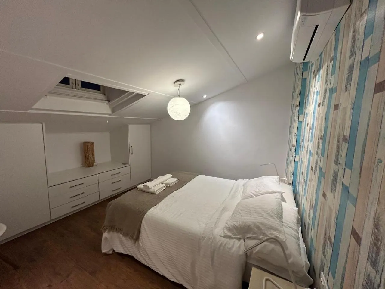 מאלגה Casa Letran Guesthouse אכסניה